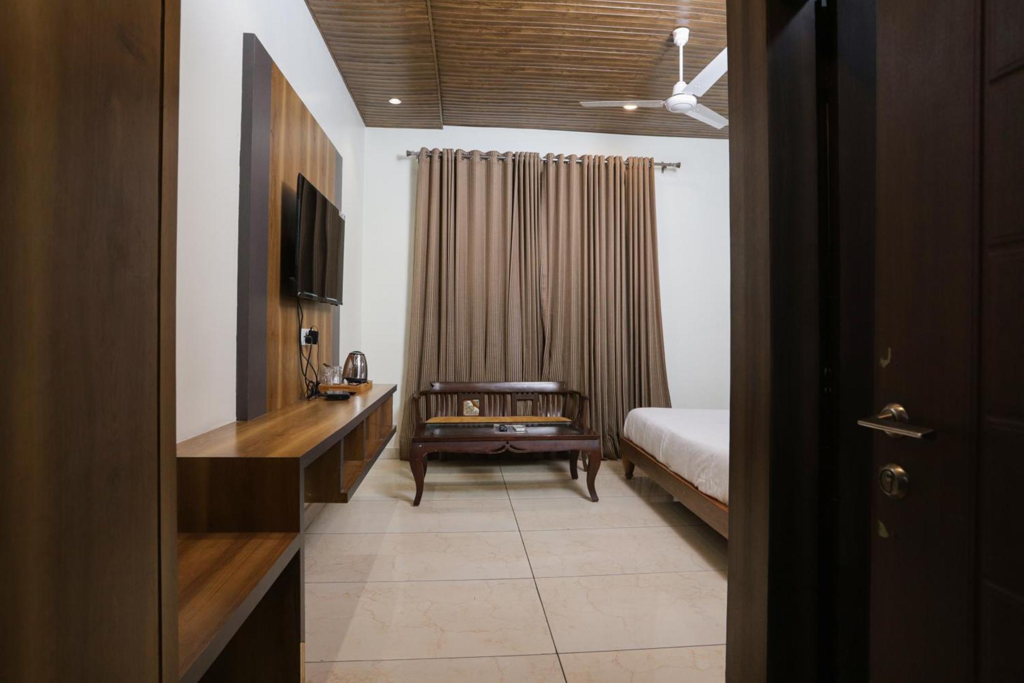 Hotel Razia Inn Hisār المظهر الخارجي الصورة