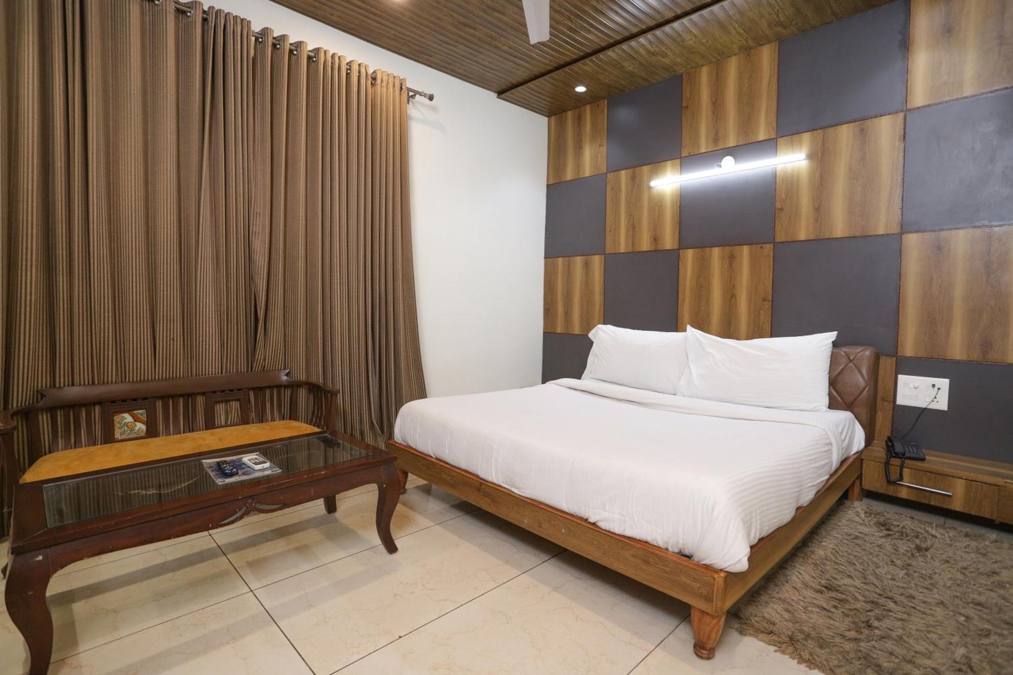 Hotel Razia Inn Hisār المظهر الخارجي الصورة
